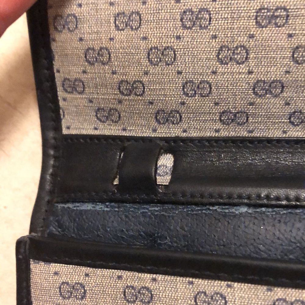 Vintage Gucci crossbody/clutch - Picture 9 of 9